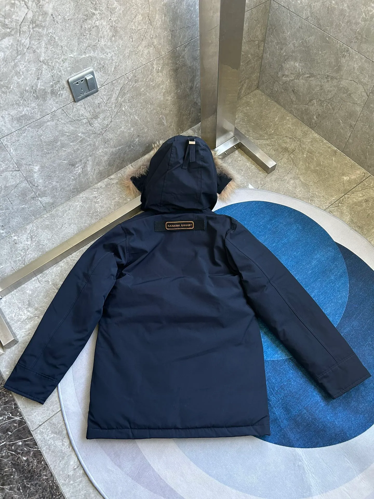 P720 Big Goose 13 Langford men's down jacket. Color (red label) black, dark blue, off-white, gray, gray camouflage. Color (black label) black black label, gray black label. Size: S. M. L. XL. XXL.